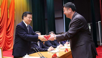 Liu Yunshan attends Party School graduation ceremony