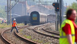 Train crash kills 3, injures 40 in Belgium