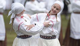 Women's dance festival held in Estonia