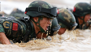 Special operation soldiers conduct drill in SE China's Fuzhou