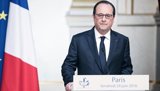 France's Hollande says he "respects" Britons' choice