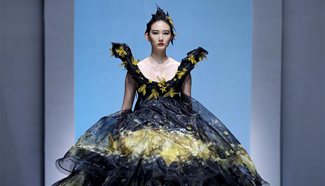 Highlights of Zhongyuan Int'l Fashion Week in C China