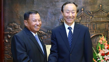 Senior CPC offical meets Cambodian Senate president in Bejing