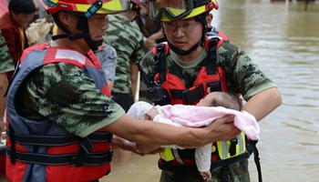 Heroes in China floods