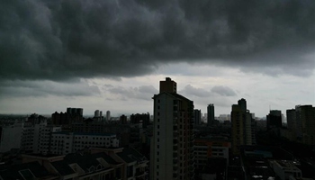 Dark clouds gathering above S China's Qinzhou