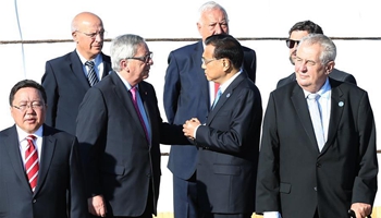 Chinese premier talks with EC president in 11th ASEM Summit