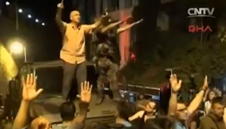 Turkish judges and senior military personnel arrested