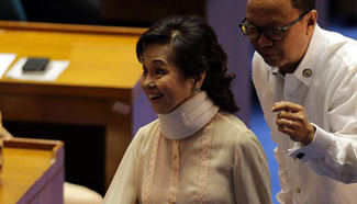 Arroyo walks free after almost four years of hospital detention