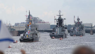Navy Day marked in St. Petersburg, Russia