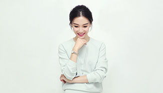 Actress Chen Shu releases fashion shots