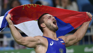 Russia wins gold in men's Greco-Roman 85kg gold medal match of Wrestling