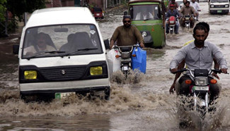 Heavy rains hit E Pakistan
