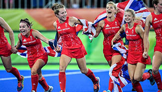 Britain wins gold medal of women's Hockey