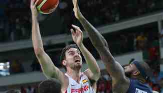 U.S. edge off Spain 82-76 to enter Olympic men's basketball final