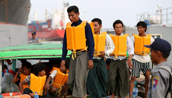 2 cargo vessel capsize in Myanmar river, no casualties