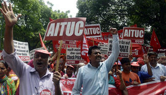 Indian workers strike over higher wages