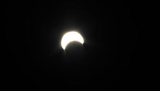 Partial solar eclipse appears in Zimbabwe