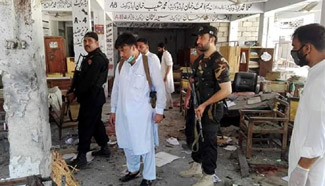 10 killed, 9 injured in suicide attack on court in Pakistan