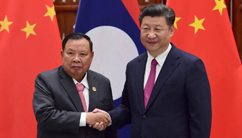 President Xi proposes community of common destiny with Laos