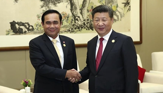 Chinese President Xi Jinping meets Thai PM Prayuth Chan-ocha in Hangzhou