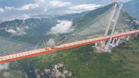 Beipanjiang Bridge nears completion in China