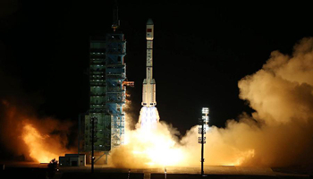 China's space lab Tiangong-2 blasts off