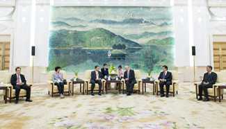 CPPCC official meets Thai youth delegation in Beijing