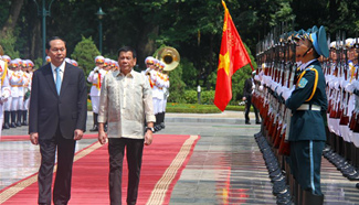 Philippine president pays official visit to Vietnam
