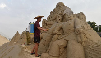 Sand sculptures set for National Day holidays in SE China's Fuzhou