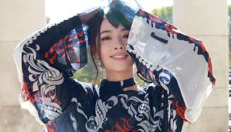 Street snaps of Bea Hayden released