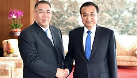 Premier Li meets with Macao chief executive