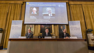 Two economists share 2016 Nobel Prize in Economics