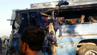 27 killed, over 50 injured in road accident in Pakistan