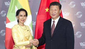 Chinese President meets Myanmar's State Counsellor