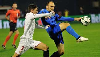 Sevilla FC beats Dinamo Zagreb 1-0 during UEFA Champions League Group