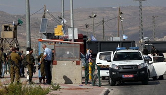 Israeli forces kill Palestinian woman amid "stabbing attempt"