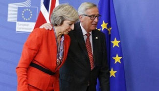 European Commission president meets with British PM May in Brussels