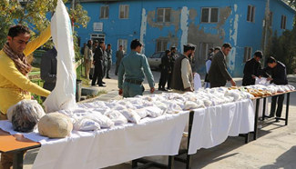 Afghan policemen capture 160kg drugs in Ghazni