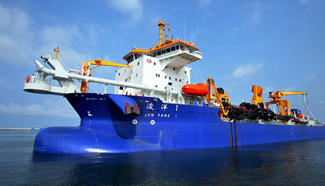 Asia's largest trailing suction hopprt dredger arrives in Colombo