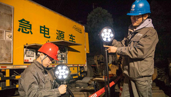 Rescue continues for 20 missing miners in China pit
