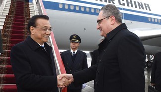 Chinese Premier Li Keqiang arrives in St. Petersburg, Russia