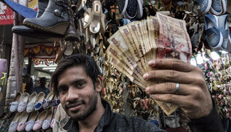 India abolishes currency notes of 500 and 1,000 to curb black money
