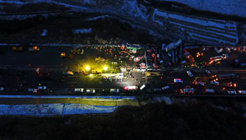 17 killed, 37 injured in N China pileup