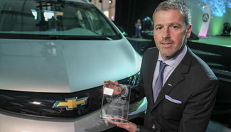 Chevrolet Bolt EV wins award on Green Car at 2016 LA Auto Show