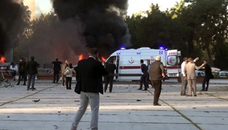 2 killed, 21 wounded in bomb attack in SE Turkey
