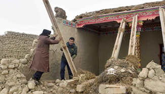 130 herdsmen evacuated in NW China's Xinjiang after quake