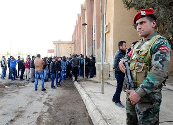 Nearly 700 rebels surrender to