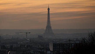 Paris continues banning cars due to deteriorating air quality