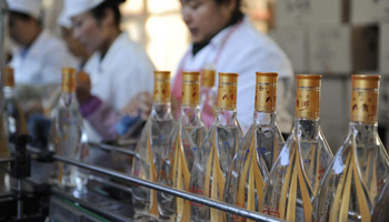 Liquor enterprises enter busy season in N China