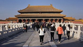 Number of visitors to Forbidden City in Beijing for 2016 hits 16 mln